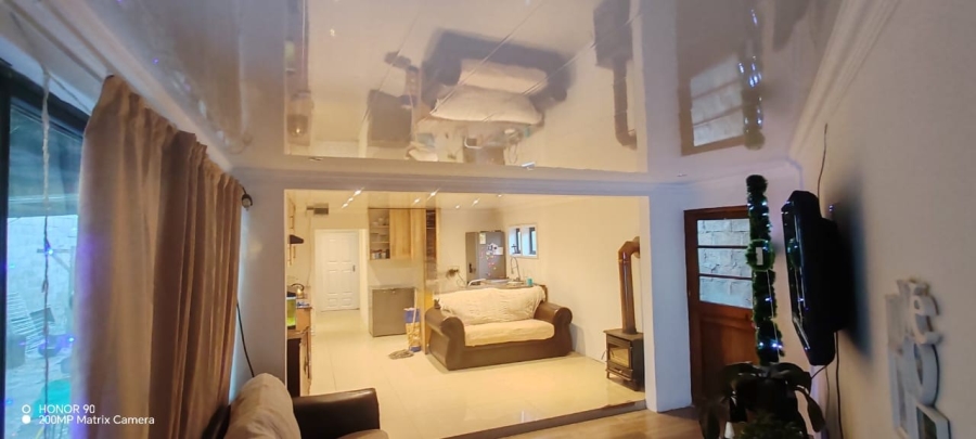 3 Bedroom Property for Sale in Wesbank Western Cape